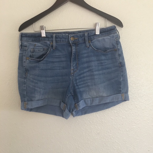 Mossimo Supply Co. Pants - High rise midi 12 shorts mossimo